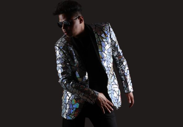 1. Jamilson Jackson é atração musical do Golden Shopping Calhau no dia 24 de abril