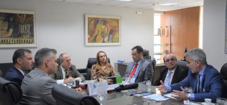 Reuniao-PGJ-1024x685-860x400