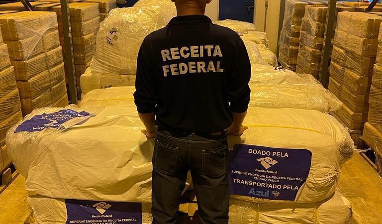 Receita Federal destina 2 toneladas de roupas a vítimas dos temporais no Maranhão