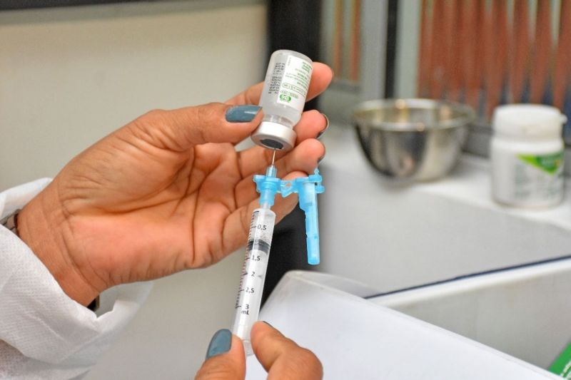 Dia D de vacinação contra gripe é realizado em Unidades Básicas de Saúde