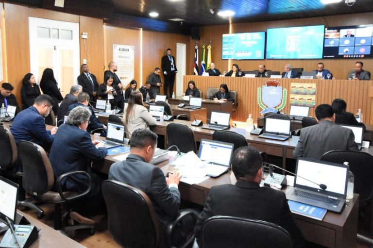 FF3E34CB-1F09-4EE3-9F0D-A890D8399812