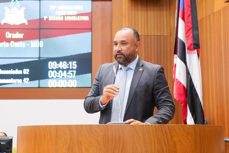 Roberto Costa 190523