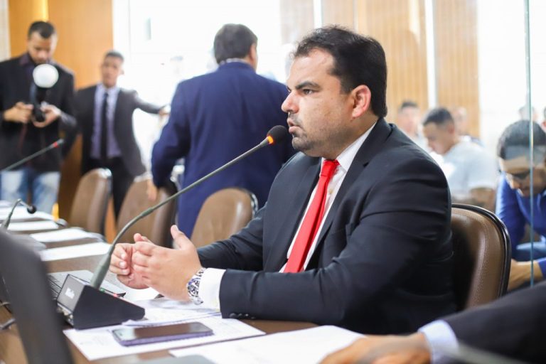 Iniciativa-do-vereador-Alvaro-Pires-visa-valorizar-os-agentes-de-saude-1024x682