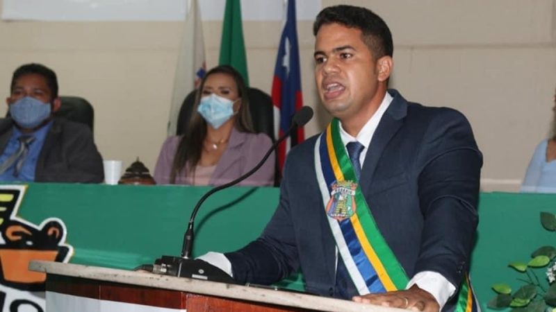 Prefeito de Rosário é denunciado por ameaça e agressão a equipe de reportagem