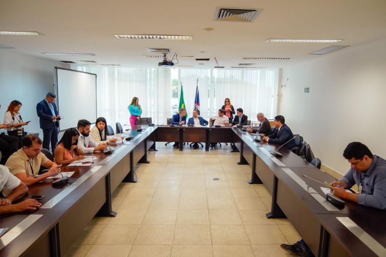 22d331145e2249650bc94a1d90a49d47