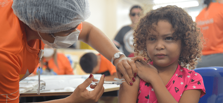Maranhão e Roraima iniciam campanha de multivacinação para crianças e adolescentes neste sábado (12)