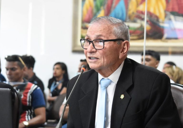 Chico-Carvalho-cobra-medidas-pela-melhoria-do-transporte-publico-1024x719