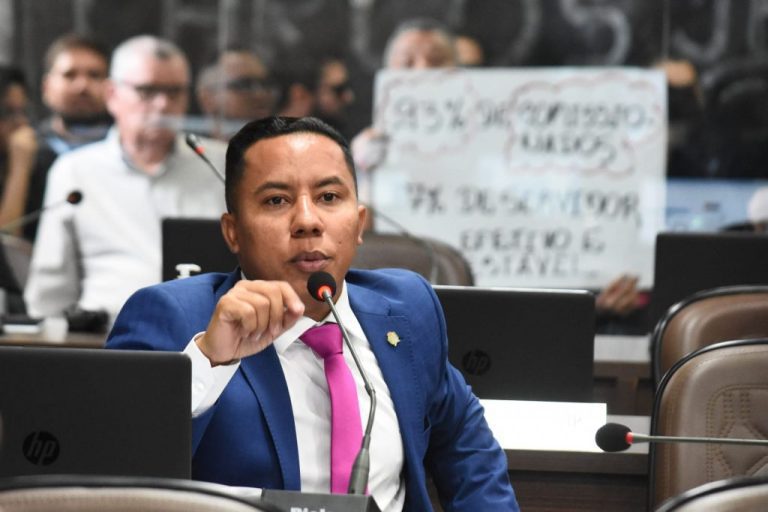 Comissao-de-Orcamento-e-CCJ-da-Camara-se-reunem-nessa-terca-feira-08-1024x682