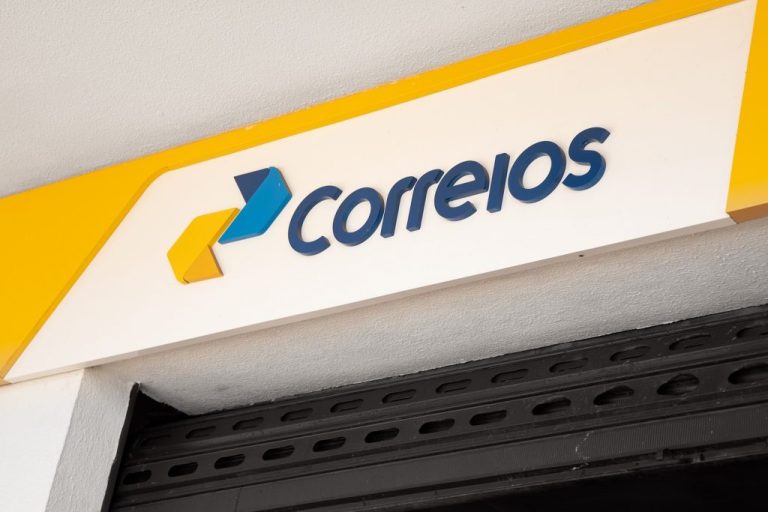 Correios-vao-investir-R-350-milhoes-em-construcao-e-modernizacao-de-unidades-shutterstock_2137981403-1024x683