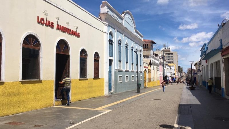 Comércio lojista amanhece fechado em Dia do Comerciário na Grande Ilha