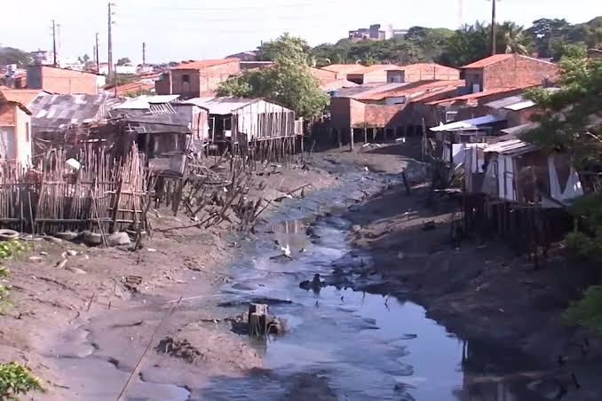 Estudo revela que um milhão de pessoas não tem banheiro em casa, no Maranhão
