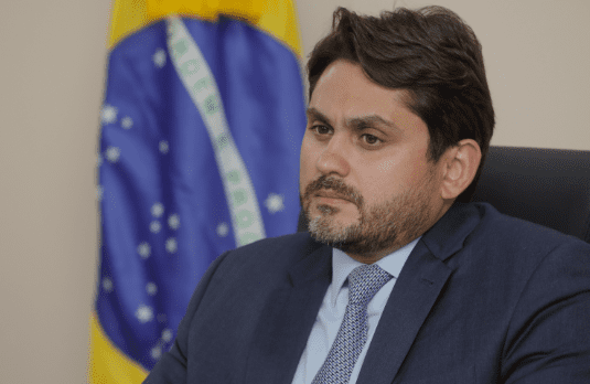 Juscelino Filho critica tio após declarações na imprensa nacional e evidencia crise familiar
