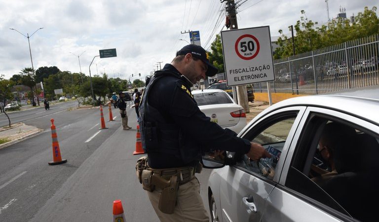 PRF alerta condutores para as mudanças na legislação acerca do exame toxicológico