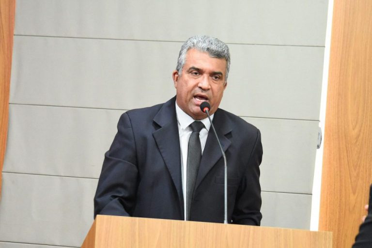 Nao-e-a-primeira-vez-que-tem-fatos-parecidos-nesta-garagem-o-que-e-muito-grave-disse-Marcial-Lima-sobre-o-furto-do-veiculo-1024x683