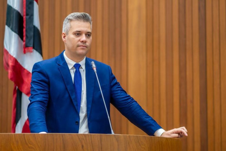 71e3c3f75060e6234e8a3d3623bd9838