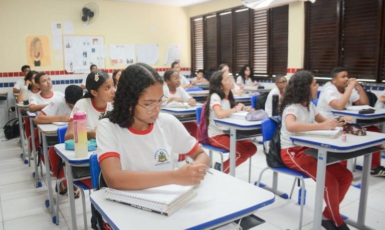 Rede Estadual Ensino - Sala de Aula