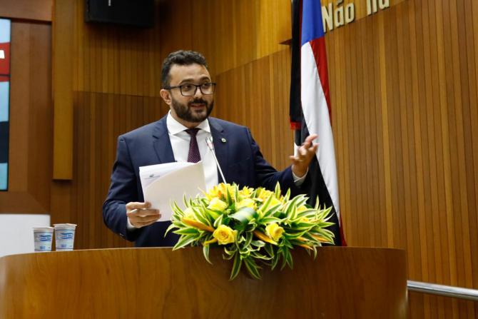 Deputado Yglesio declara que vai protocolar primeiro pedido de impeachment contra Flávio Dino após posse no STF