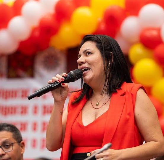 Flávia Alves confirma pré-candidatura ao cargo de prefeita de São Luís