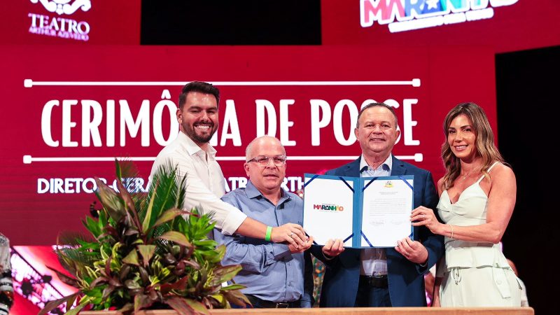 César Boaes toma posse como novo diretor-geral do Teatro Arthur Azevedo