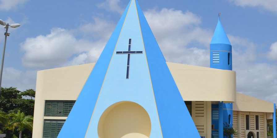 Santuário de Nazaré realiza programação especial por devoção à Nossa Senhora no Cohatrac