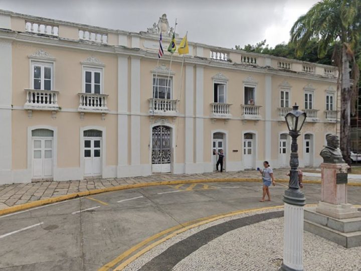 Justiça proíbe Prefeitura de realizar novas contratações temporárias para rede de ensino