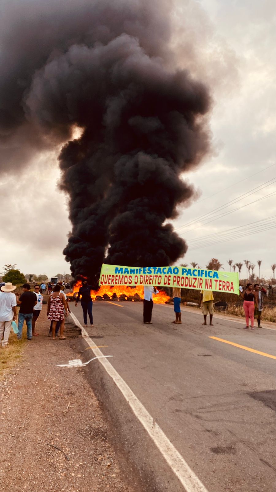 Semana começa com protestos na BR 135 e BR 222