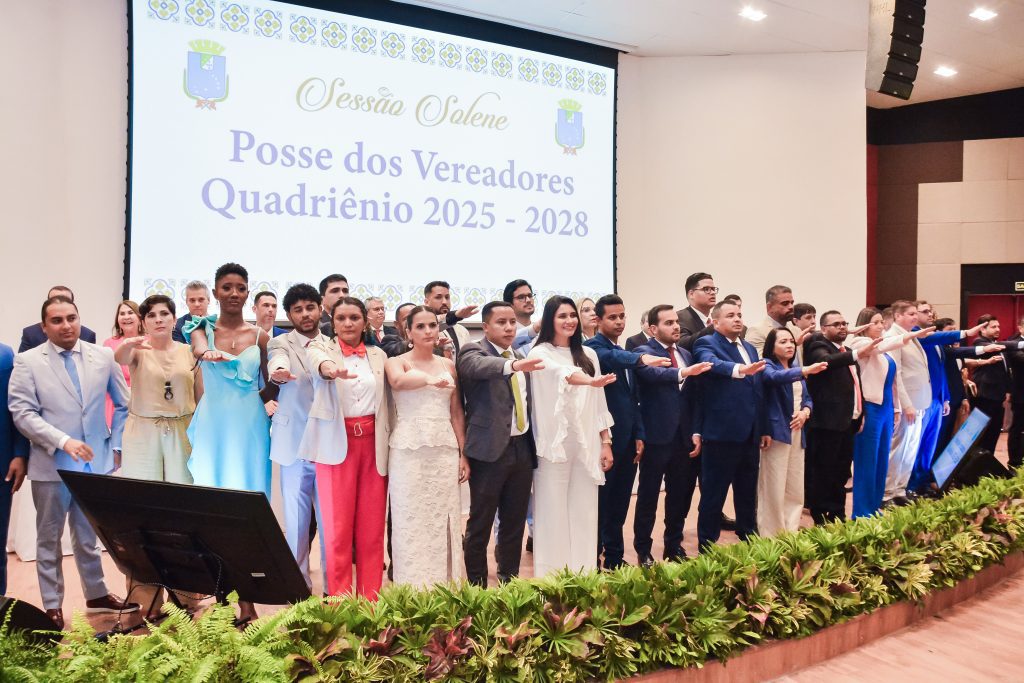 Vereadores eleitos tomam posse e elegem Mesa Diretora da Câmara de São Luís