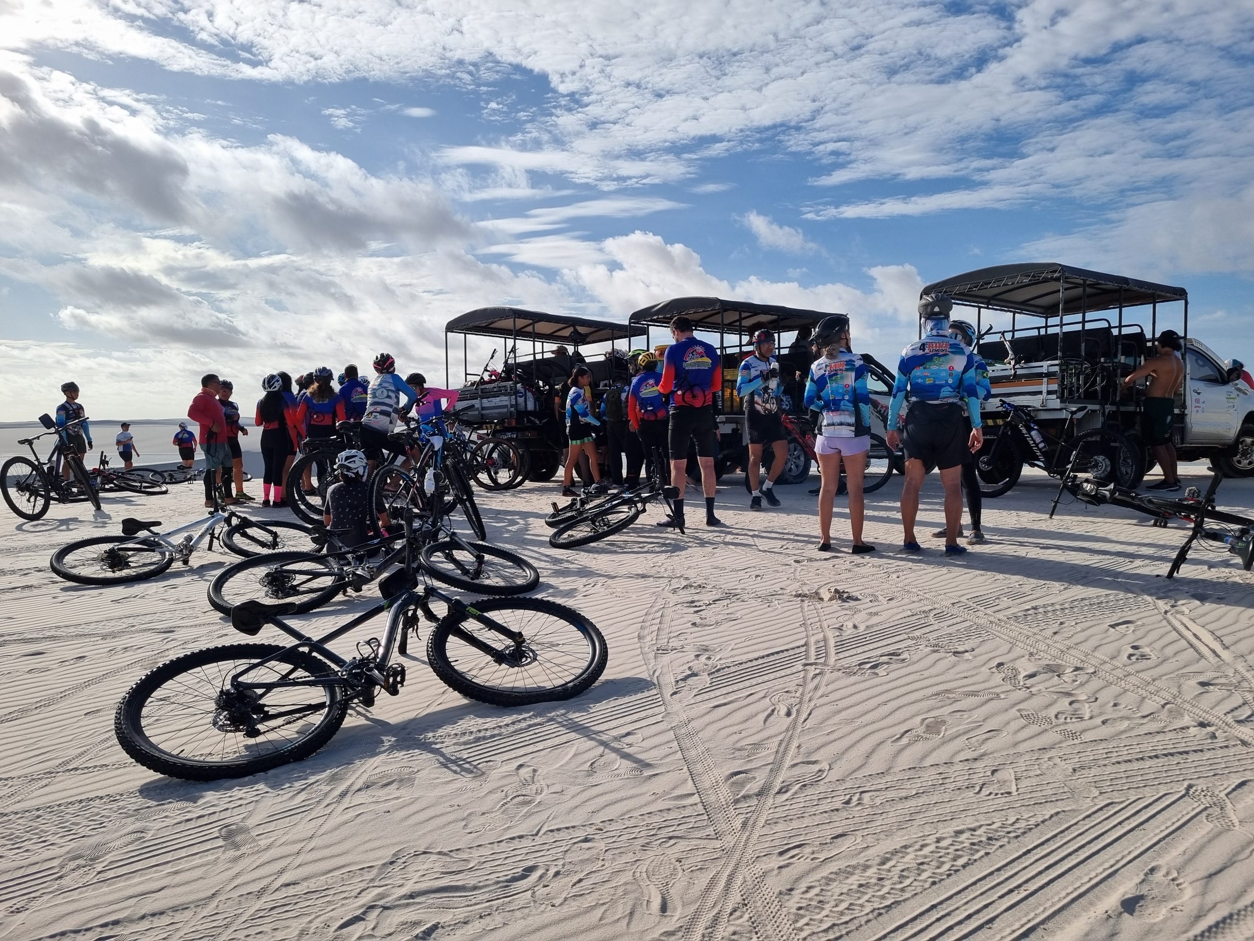 4º Bike Lençóis reforça turismo de aventura e movimenta economia nos Lençóis Maranhenses