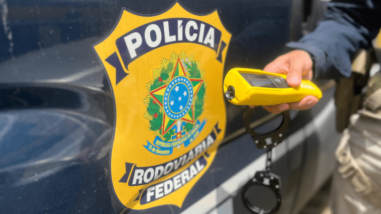 Motorista embriagado é flagrado após realizar ultrapassagem proibida na BR-316, em Caxias