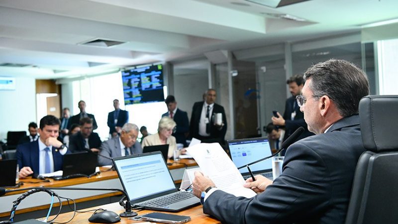 Vai à Câmara dos Deputados medida protetiva para menores de 14 anos vítima de violência