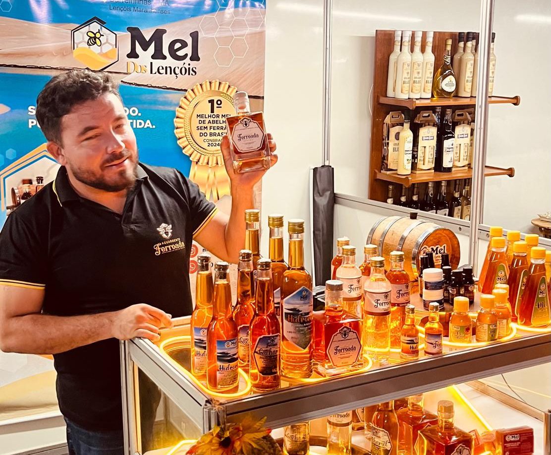 Aguardente de mel produzida em Barreirinhas é destaque em feiras nacionais
