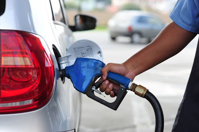 PF e Cade vão investigar preço de combustíveis em postos de gasolina
