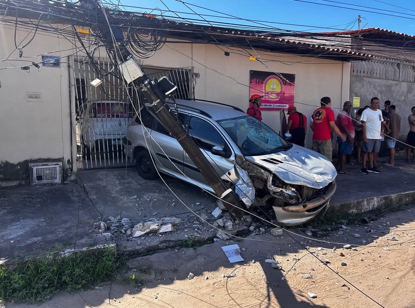 Carro invade casa e atropela vítima no Maiobão