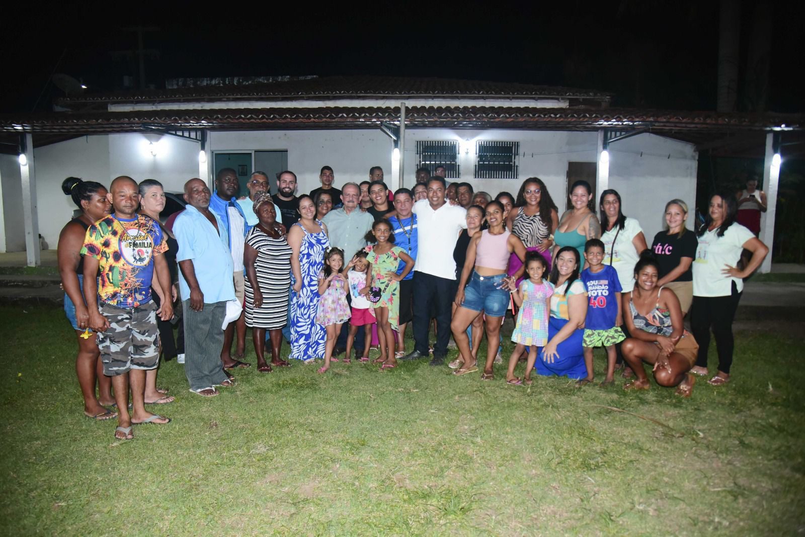 Dr. Julinho se reúne com moradores do Jardim Tropical e reforça compromissos com a comunidade