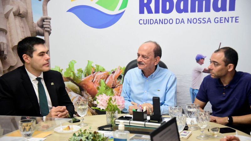 Prefeito Dr. Julinho discute implantação de nova sede da Defensoria Pública em São José de Ribamar