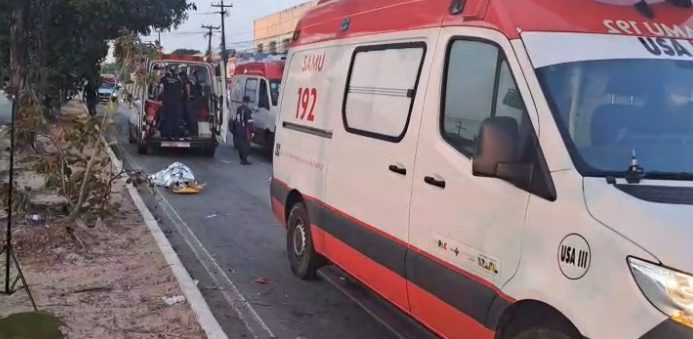 Mulher morre ao ser derrubada de moto durante tentativa de assalto na Cohama