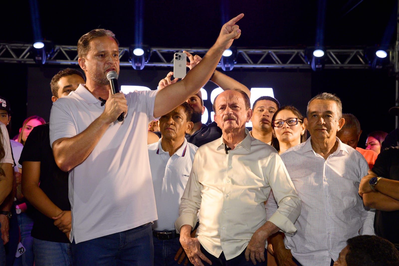 Júlio Filho visita Coroatá e consolida apoio de Luís da Amovelar e Larissa DP em evento com mais de 10 mil pessoas