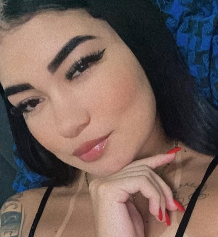 Polícia investiga morte de blogueira na saída de balneário em Caxias