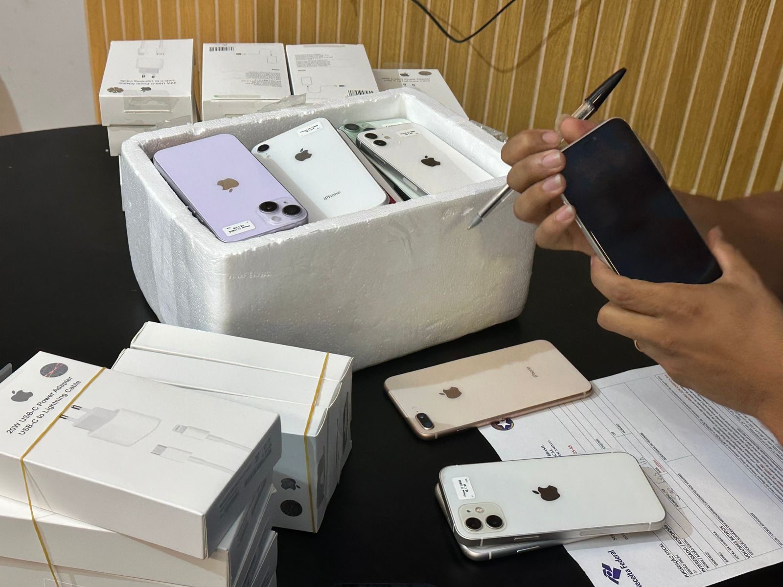 Receita Federal realiza operação contra descaminho de eletrônicos vendidos pelas redes sociais