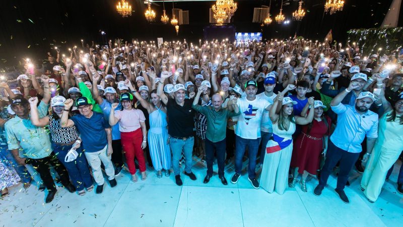 Dr.Julinho reúne amigos e confirma apoio à pré-candidatura de Júlio Filho e Fábio Macêdo