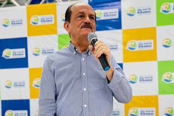 Dr. Julinho entrega obras, serviços e modernização administrativa em 2025