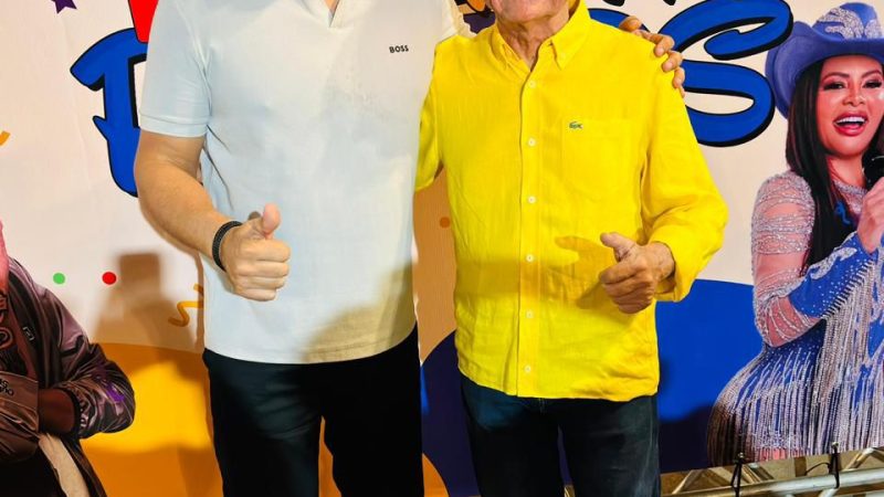 Júlio Filho prestigia o melhor Lava-Pratos da história de São José de Ribamar